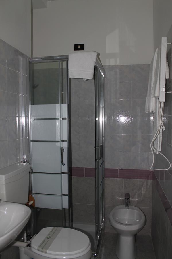 Hotel Luisa Milán Habitación foto