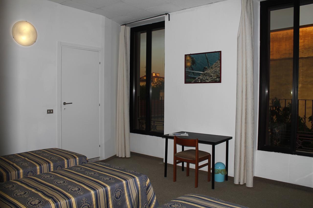 Hotel Luisa Milán Habitación foto
